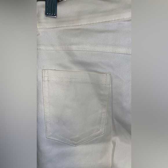 Patrizia Luca Split Front Ankle Pant in White - Picture 9 of 10